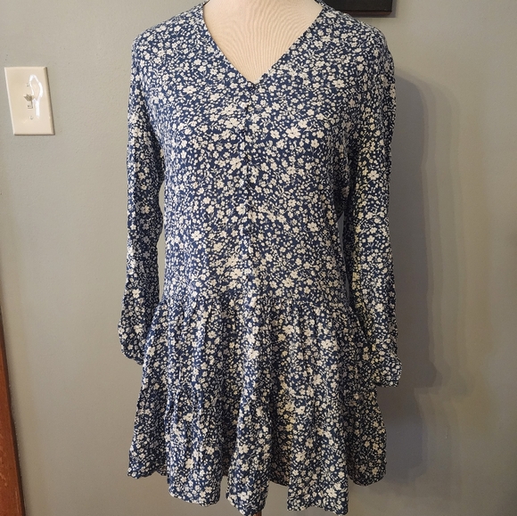 NWT Francesca's Floral Babydoll Mini Dress Navy /White Size XS V-Neck - Picture 3 of 13
